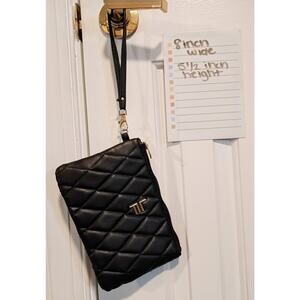 London Fog - Women's Black Quilted Wristlet Clutch Wallet - NWOT